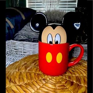 Disney Peek a boo Mickey Mouse mug